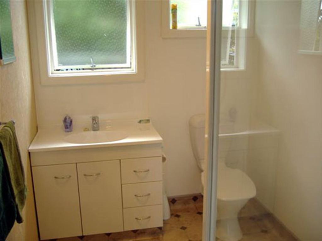 12 White Star Motel Timaru Room photo